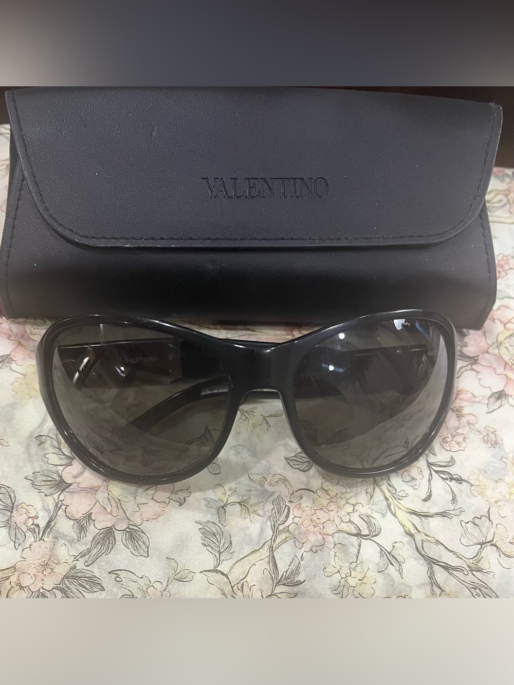 Valentino Women’s Sunglasses with Valentino Garavani Black Leather Case
